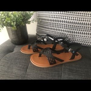 Toms Lexie Sandal in Black Size 7.5